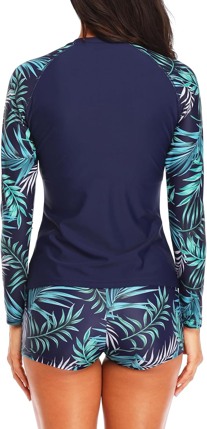 Janet – SunShield Rash Guard Set